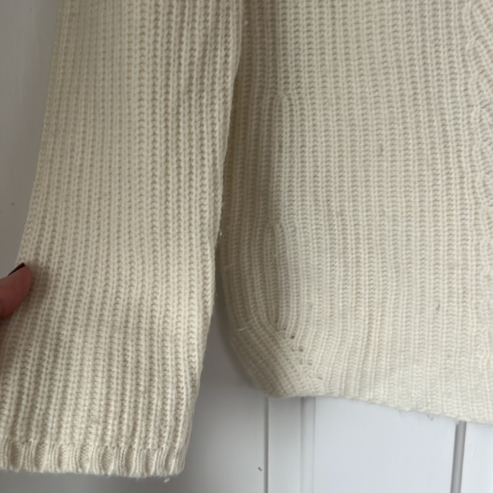 Talbots Cream Pullover Sweater Size L - Picture 3 of 8
